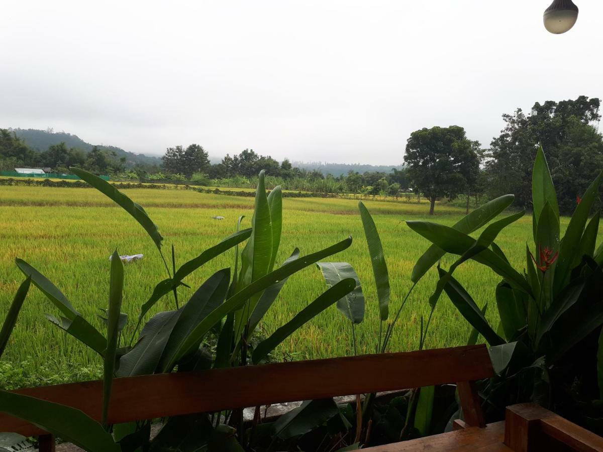 Baan Bar Cafe Hotell Mae Chaem Exteriör bild