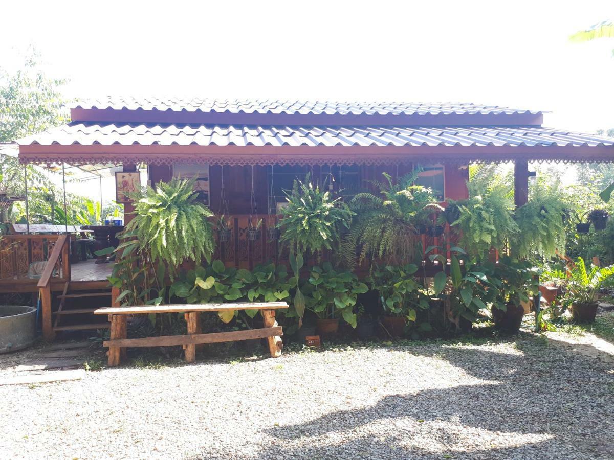 Baan Bar Cafe Hotell Mae Chaem Exteriör bild