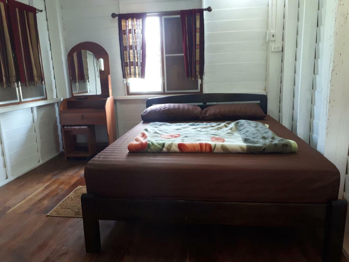 Baan Bar Cafe Hotell Mae Chaem Exteriör bild